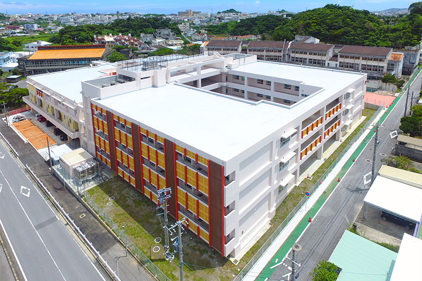 赤道小学校校舎・幼稚園・学童クラブ